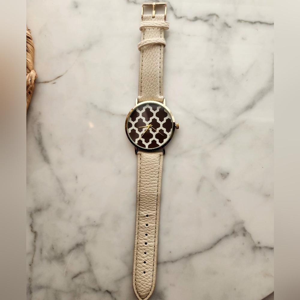 Womens Preppy Brown and Cream Watch - Picture 1 of 6